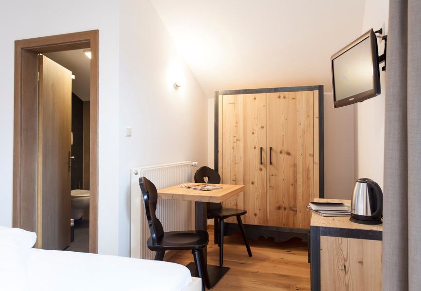 pennhof-zimmer-anneliese-kompatscher-032